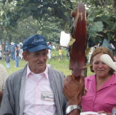 Don Javier Chávez, agosto de 2004, en la Fiesta del Hijo Ausente